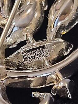 Vintage 1930s ART DECO Signed Trifari Pat Pend Brooch