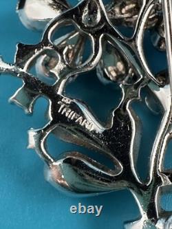 Vintage 1940's Alfred Philippe Trifari Crystal Blue Flowered Boquet Brooch