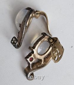 Vintage Alfred Philipe Crown Trifari Jelly Belly Moonstone Clip Earrings Signed