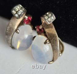 Vintage Alfred Philipe Crown Trifari Jelly Belly Moonstone Clip Earrings Signed