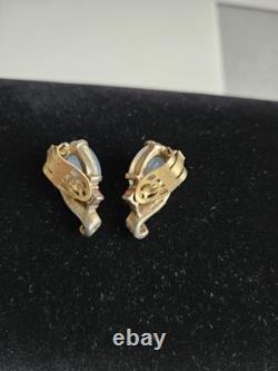 Vintage Alfred Philipe Crown Trifari Jelly Belly Moonstone Clip Earrings Signed