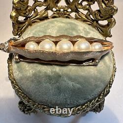 Vintage Alfred Philippe Crown Trifari Sign Pea Pod Rhinesatone Pearl Brooch Pin