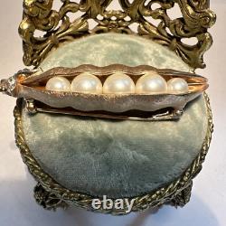 Vintage Alfred Philippe Crown Trifari Sign Pea Pod Rhinesatone Pearl Brooch Pin