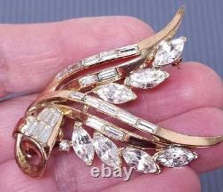 Vintage Alfred Philippe Crown Trifari White Rhinestone Gold tone Brooch