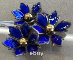 Vintage Alfred Philippe Trifari Flowers 1930s Baked blue Enamel fur-dress clip