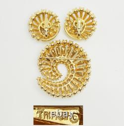 Vintage Alfred Philippe Trifari gold tone crystals swirl brooch and earrings set