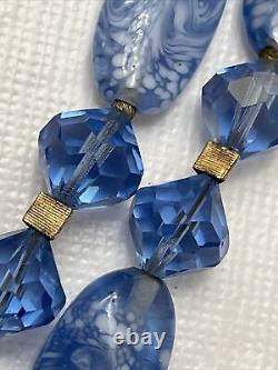 Vintage Crown TRIFARI Alfred Philippe Blue Glass Rhinestone Gold Tone Necklace