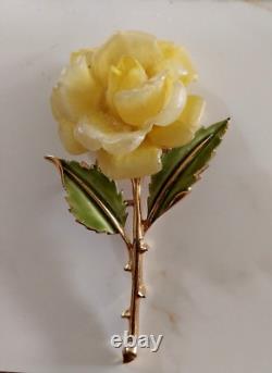 Vintage Crown TRIFARI PHILLIPPE Carved YELLOW ROSE w ENAMEL Leaves Brooch 1955