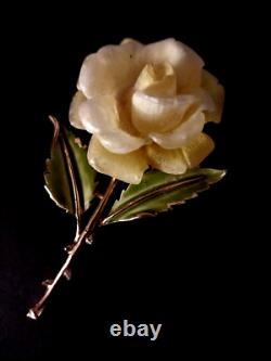 Vintage Crown TRIFARI PHILLIPPE Carved YELLOW ROSE w ENAMEL Leaves Brooch 1955