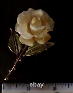 Vintage Crown TRIFARI PHILLIPPE Carved YELLOW ROSE w ENAMEL Leaves Brooch 1955