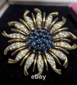 Vintage Crown Trifari Alfred Philippe Blue Crystal Chrysanthemum Flower Brooch