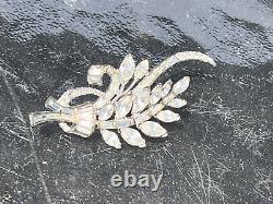 Vintage Crown Trifari Alfred Philippe Crystal Rhinestone Flower Spray Pin Brooch