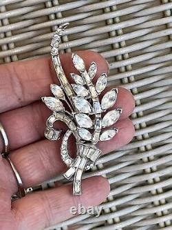 Vintage Crown Trifari Alfred Philippe Crystal Rhinestone Flower Spray Pin Brooch