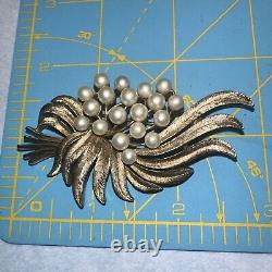 Vintage Crown Trifari Alfred Philippe Gold Plated Pearl Flower Spray Brooch