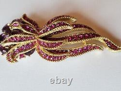 Vintage Crown Trifari Alfred Philippe Gold Tone Floral Brooch. Stunning color