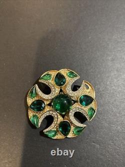 Vintage Crown Trifari Alfred Philippe Green Cabochon Rhinestone Brooch Beautiful