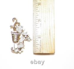Vintage Crown Trifari Alfred Philippe Moon Stone Cabachon Clip 2 1/4
