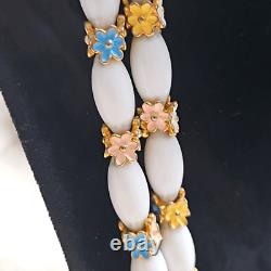 Vintage Crown Trifari Alfred Philippe Pastel Bouquet Milk Glass Necklace