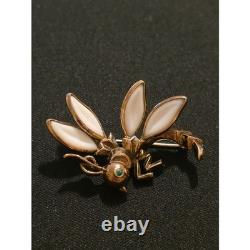 Vintage Crown Trifari Alfred Philippe Petalette Poured Milk Glass Wasp Brooch