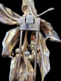 Vintage Crown Trifari Alfred Philippe Sterling Faux Pearl & Rhinestone Fur Pin