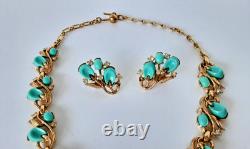 Vintage Crown Trifari Alfred Philippe Thermoset Pebble Beach Parure