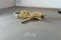 Vintage Crown Trifari Bird Pin Brooch Figural c. 1942 Alfred Philippe Pin