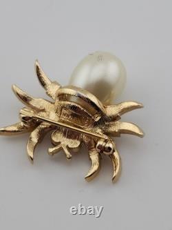 Vintage Crown Trifari Fantasia Alfred Philippe Jelly Belky Faux Pearl Spider