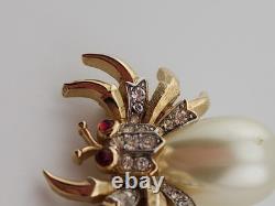 Vintage Crown Trifari Fantasia Alfred Philippe Jelly Belky Faux Pearl Spider