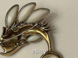 Vintage Crown Trifari Fish Brooch Pin Glass Figural Rare Alfred Philippe