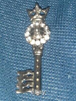 Vintage Crown Trifari Key Brooch Pin Alfred Philippe Sterling Rhinestone Estate