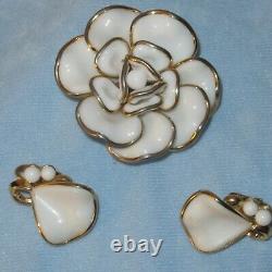 Vintage Crown Trifari Milk Glass Rose Brooch & Clip Earrings Alfred Philippe