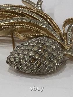 Vintage Crown Trifari gold tone Alfred Philippe'Egrets' pave pinecone Brooch