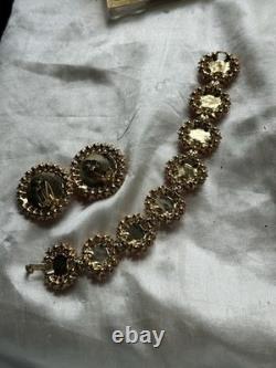 Vintage Pre-1955 Crown Trifari Coral Color Faux Pearl Bracelet & Earrings Set