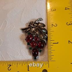 Vintage Rare 1955 Sterling Trifari By Alfred Philippe Grape Fur Clip Brooch