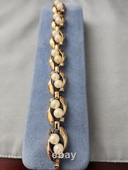 Vintage Signed Crown Trifari Alfred Philippe Faux Pearl Rhinestone Bracelet 7.5