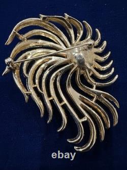 Vintage Signed Crown Trifari Pat. Pending Brooch Alfred Philippe Lgr 2 3/4 Mint