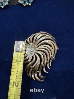Vintage Signed Crown Trifari Pat. Pending Brooch Alfred Philippe Lgr 2 3/4 Mint