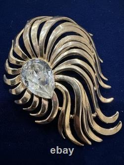 Vintage Signed Crown Trifari Pat. Pending Brooch Alfred Philippe Lgr 2 3/4 Mint