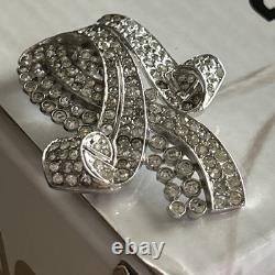 Vintage Signed Trifari Alfred Philippe Pave' Rhinestone Fur Clip Pin Rhodium