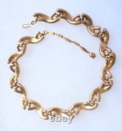 Vintage TRIFARI ALFRED PHILIPPE Pat Pend Clear Rhinestone Collar Necklace