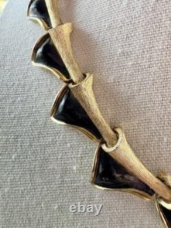 Vintage TRIFARI Alfred Philippe Black Enamel Leaf Necklace. 1950s-60s Signed