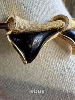 Vintage TRIFARI Alfred Philippe Black Enamel Leaf Necklace. 1950s-60s Signed