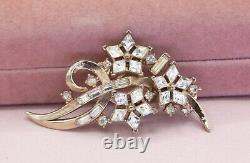 Vintage Trifari Alfred Philippe 1950s Gold Abstract Flower Rhinestone Brooch