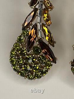 Vintage Trifari Alfred Philippe Esplanade Gold Tone Flower Leaf Clip On Earrings