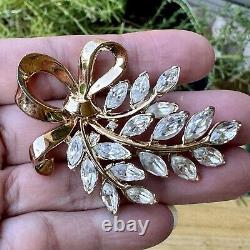 Vintage Trifari Alfred Philippe Pat Pend Clear Rhinestone Leaf Marquise Brooch