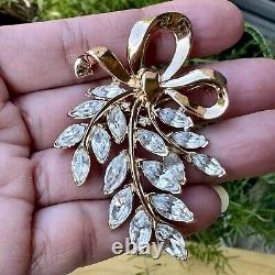 Vintage Trifari Alfred Philippe Pat Pend Clear Rhinestone Leaf Marquise Brooch