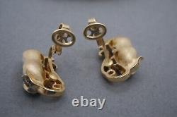 Vintage Trifari Alfred Philippe Pea Pod Brooch Earrings Set Rhinestone Gold Tone