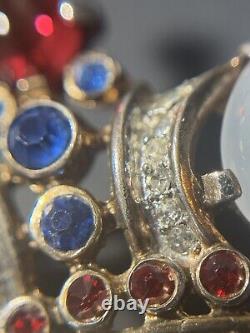Vintage Trifari Crown Brooch by Alfred Philippe Pat. 137542