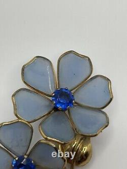 Vintage Trifari Unsigned Poured Glass Rhinestone Flower Fur Clip Alfred Philippe