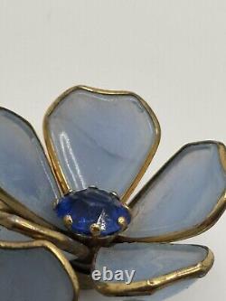 Vintage Trifari Unsigned Poured Glass Rhinestone Flower Fur Clip Alfred Philippe